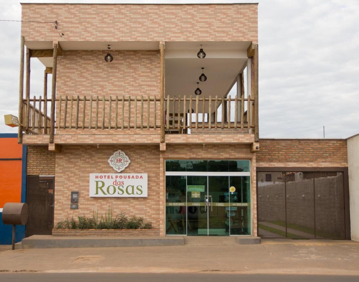 Hotel Pousada Das Rosas Каролина Екстериор снимка