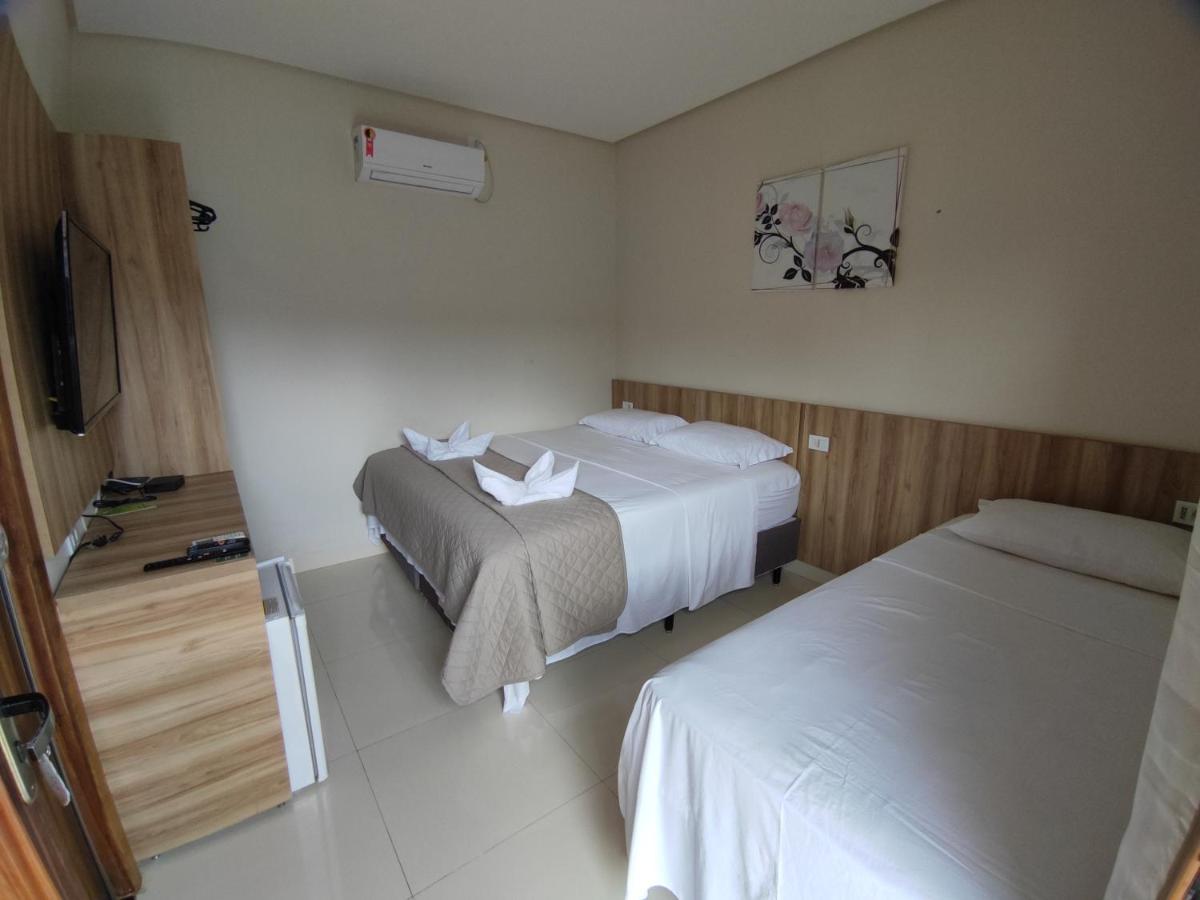 Hotel Pousada Das Rosas Каролина Екстериор снимка